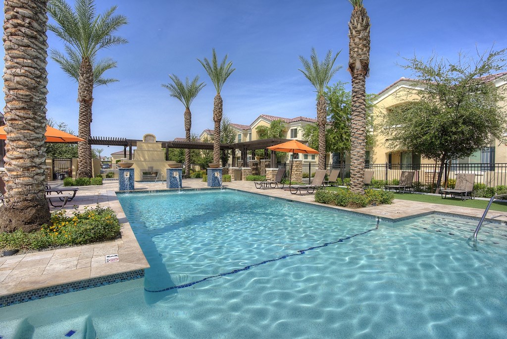 Pool at at Bella Victoria Apartments in Mesa Arizona January 2021 4
