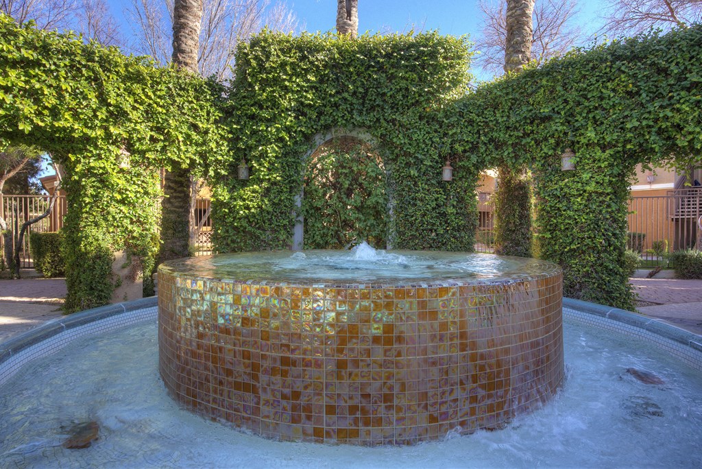 Pool fountain at La Borgata Apartments in Surprise AZ