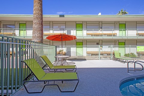 Pool patio at The Continental Apartments in Phoenix AZ Nov 2020