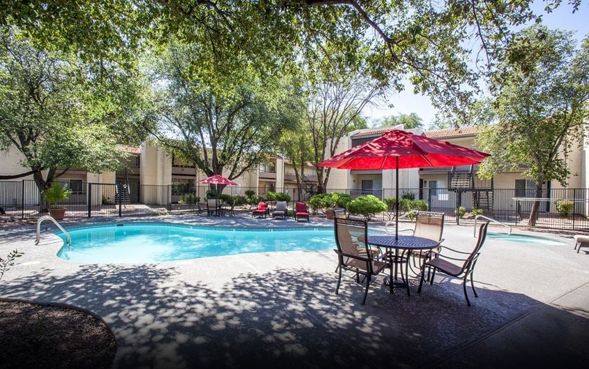 Pool pool patio at Saguaro Villas Apartments in Tucson AZ September 2020 - Photo Gallery 1