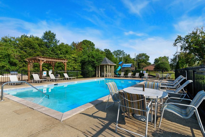 Pool seating at Laurel Valley Apartments in Mount Juliet Tennessee March 2021 - Photo Gallery 1
