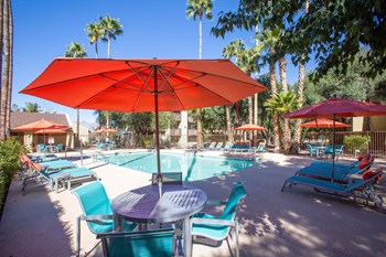 Pool seating at River Oaks Apartments in Tucson Arizona - Photo Gallery 2