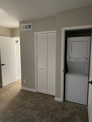 Renovated Bedroom with Washer and Dryer - Photo Gallery 14