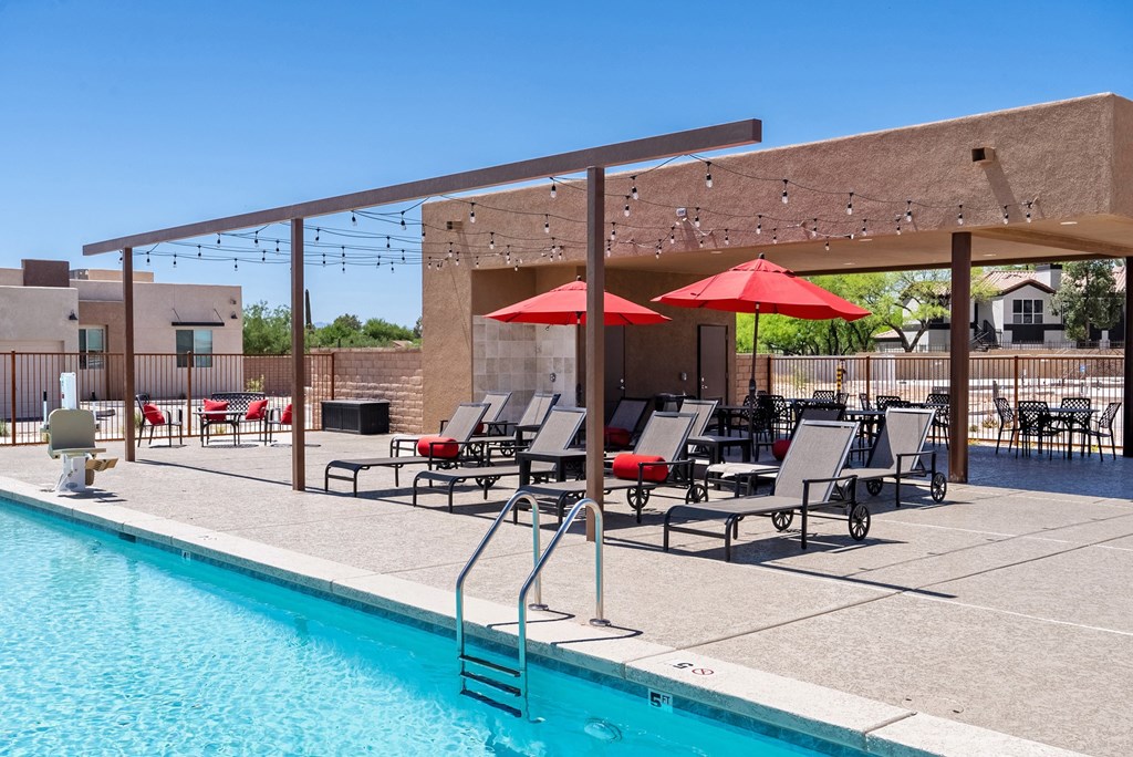 Resort Style Seating at Casitas Catalina Apartments in Tucson