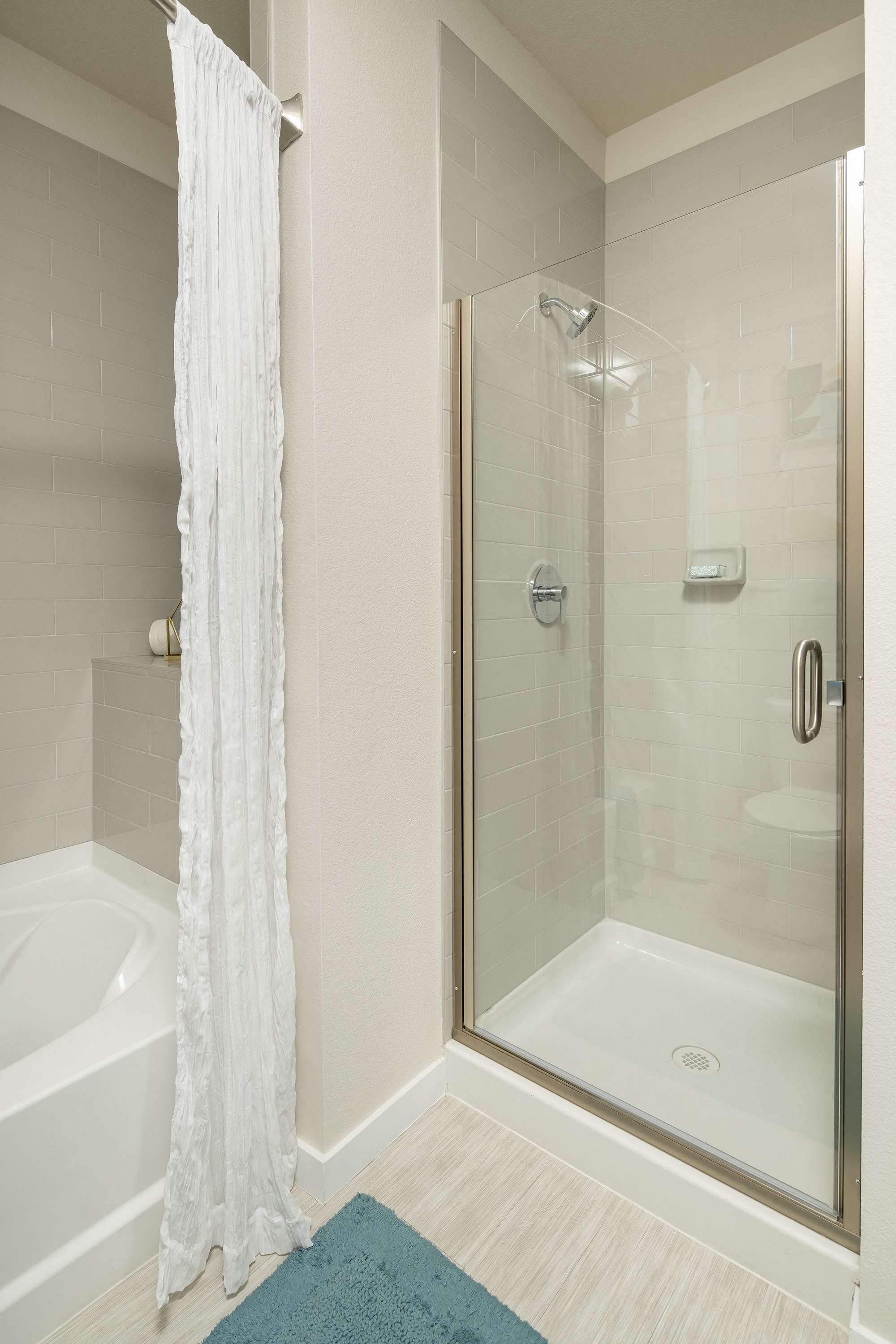 Tempo At McClintock Station