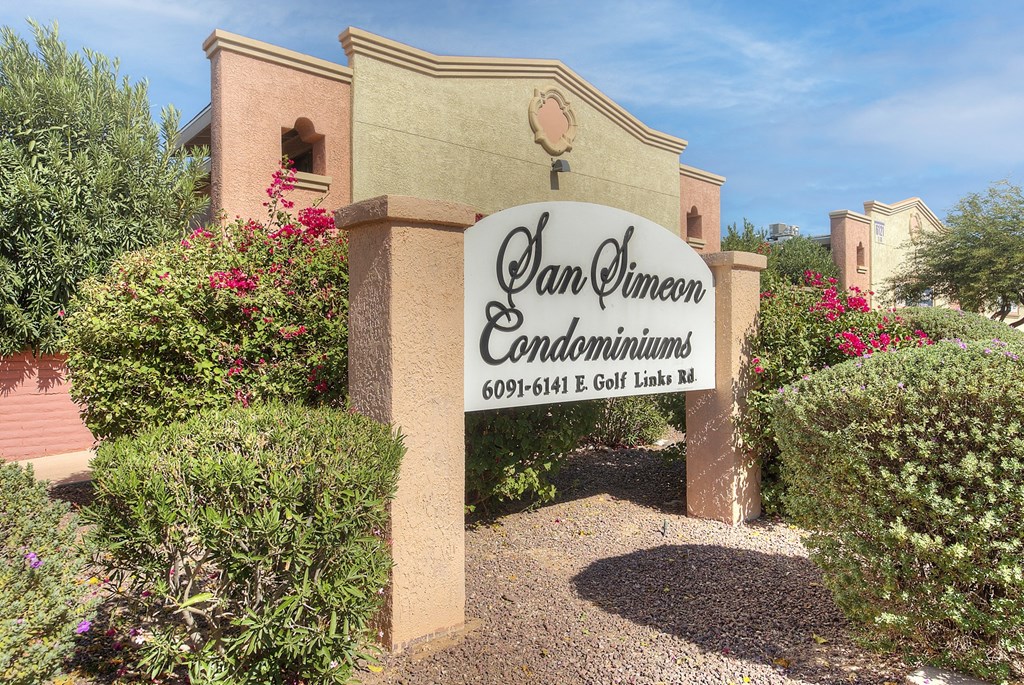Sugnage at San Simeon Apartments in Tucson AZ November 2020