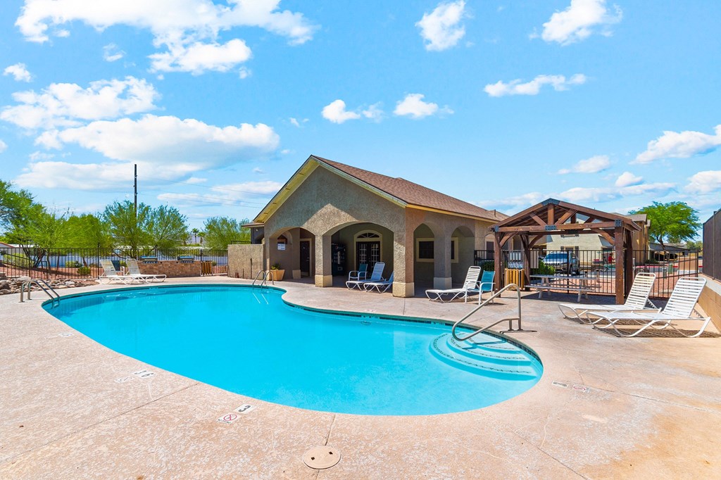 Swimming Pool at Bella Vita Apartments in Bullhead City