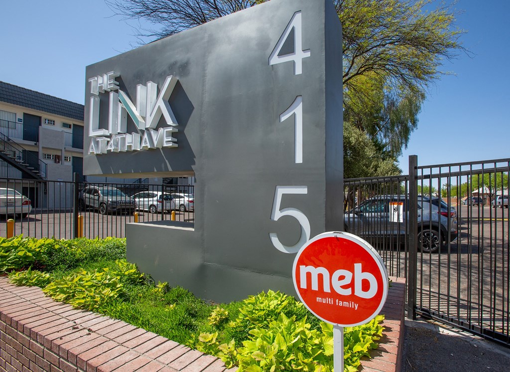 The Link at 4th Ave Monument Sign