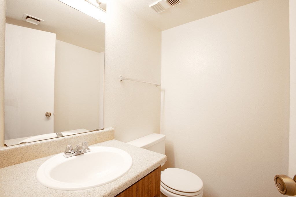 Townhome Guest Bathroom at Townhomes on the Park in Phoenix Arizona