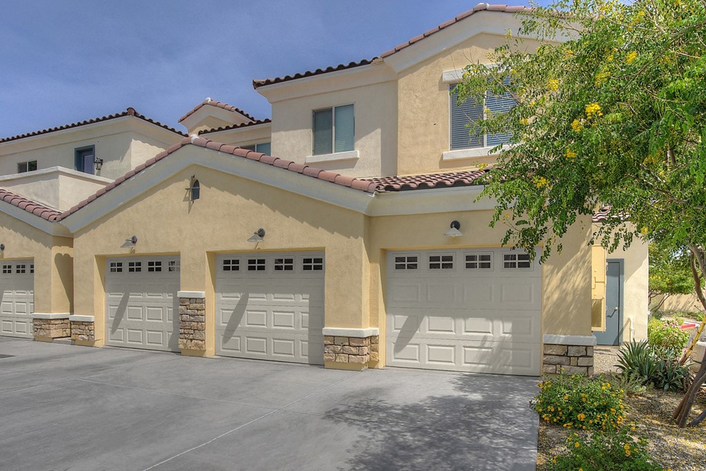 Townhome with Garage at Bella Victoria Apartments in Mesa Arizona January 2021