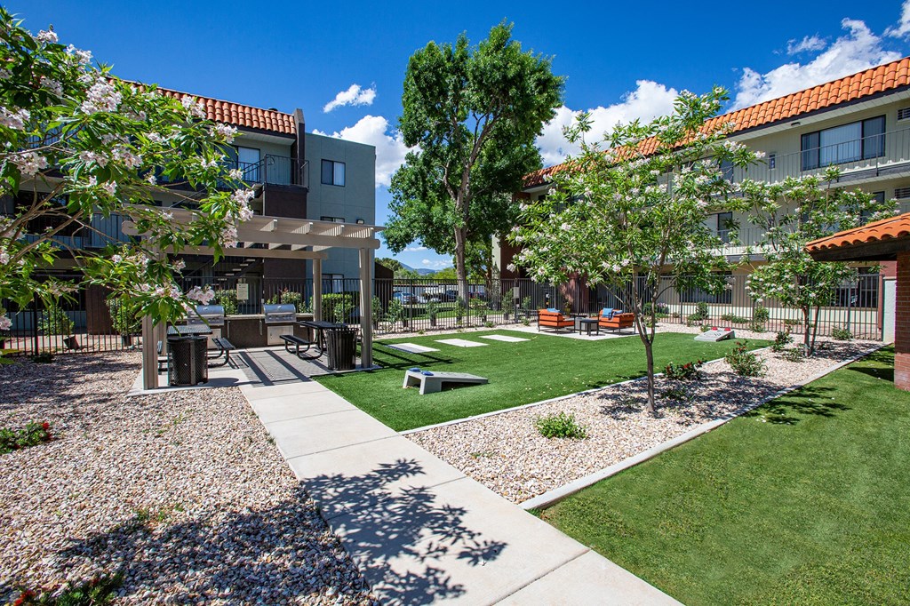 Walk Paths and Seating at Sky Island Apartments in Sierra Vista Arizona