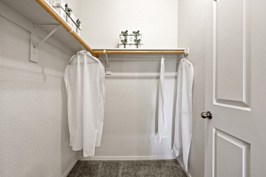 Walk in Closet at La Borgata in Surprise AZ Feb 2020