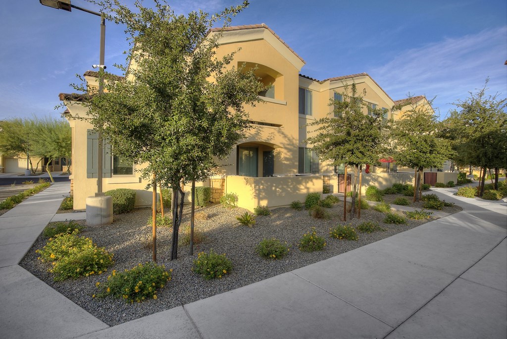 Walkways at Bella Victoria Apartments in Mesa Arizona January 2021