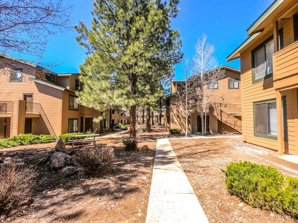 Walkways at at University West Apartments in Flagstaff AZ 2021