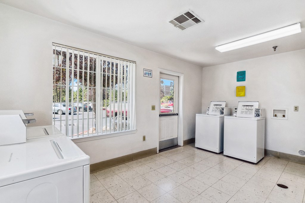 Washer and Dryer at Pinehurst at Flagstaff in Flagstaff Arizona