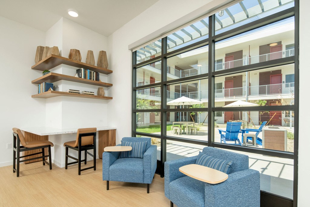 Work From Home Area at Streamliner 67th in Phoenix Arizona