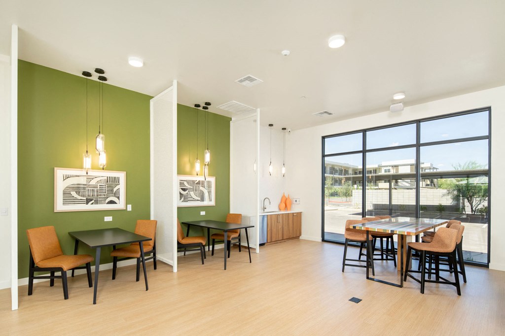 Work from Home Area at Streamliner 16th Apartments in Phoenix