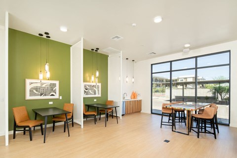 Work from Home Area at Streamliner 16th Apartments in Phoenix