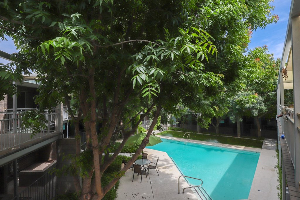 Pool & Pool Patio at The Regency Apartments in Tempe, AZ