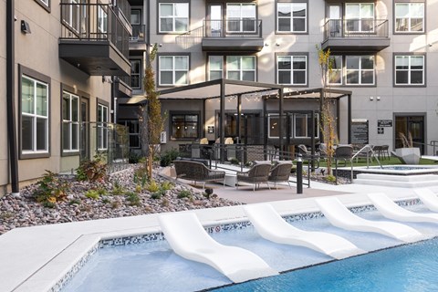 Pool woith