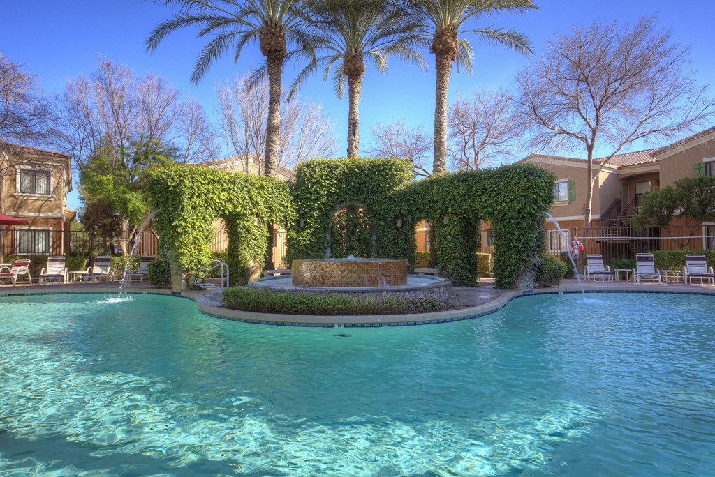 pool and pool fountain at La Borgata Apartments in Surprise AZ
