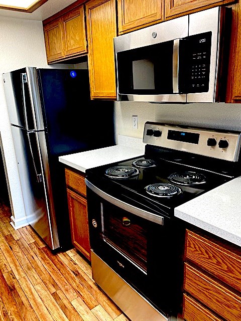 Kitchen with Quartz Countertops