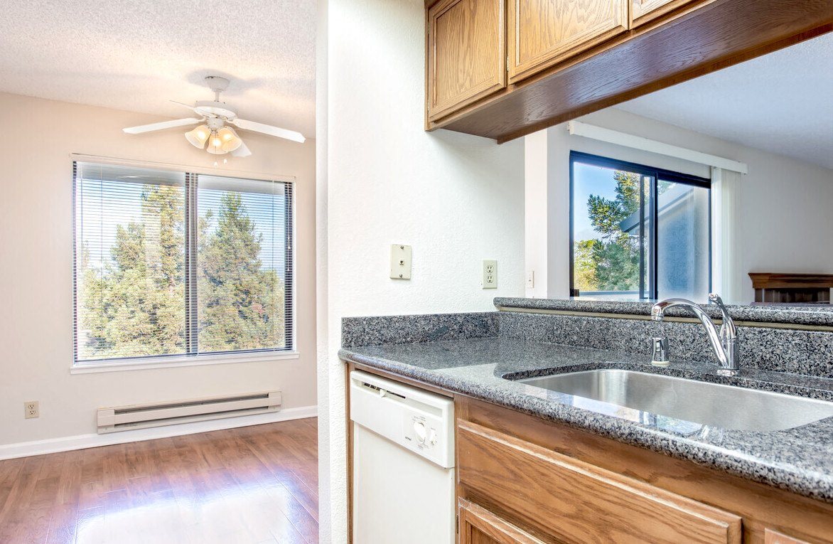 Ridgecrest Apartments