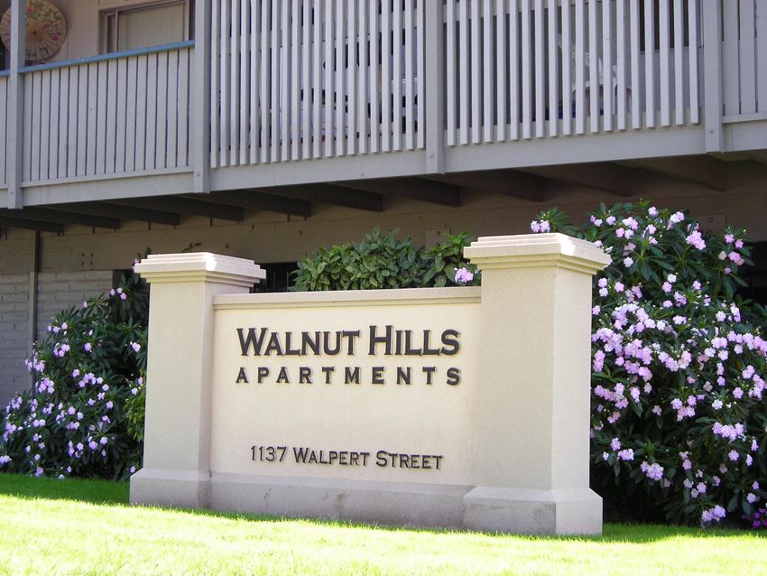 WalnutHills Sign - Photo Gallery 1