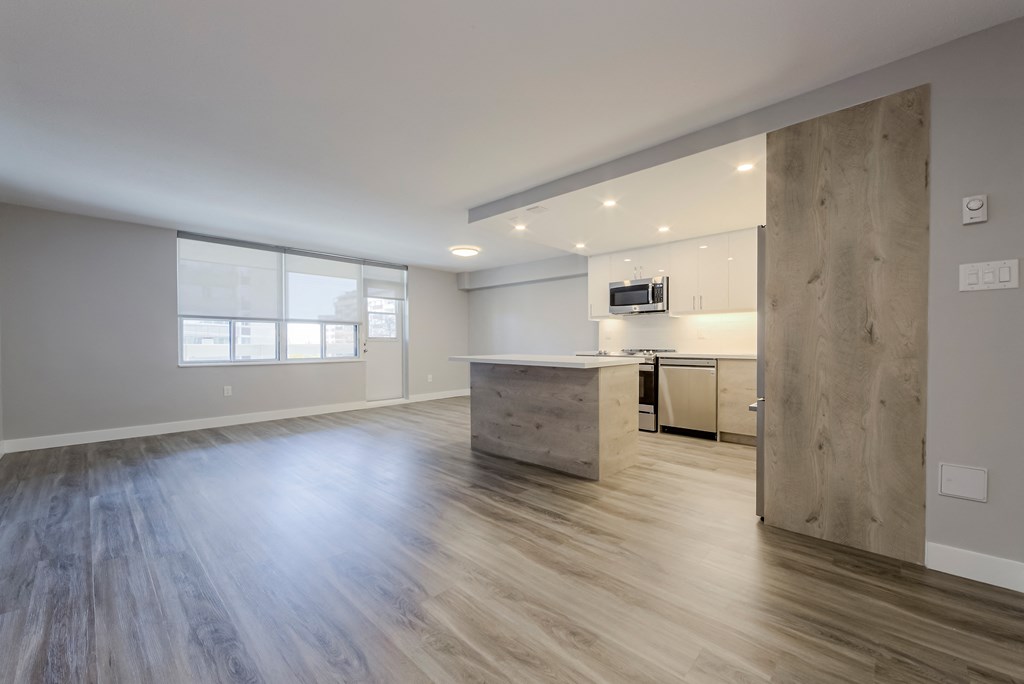 Vacant Living Area at 70 Park, Mississauga, CA