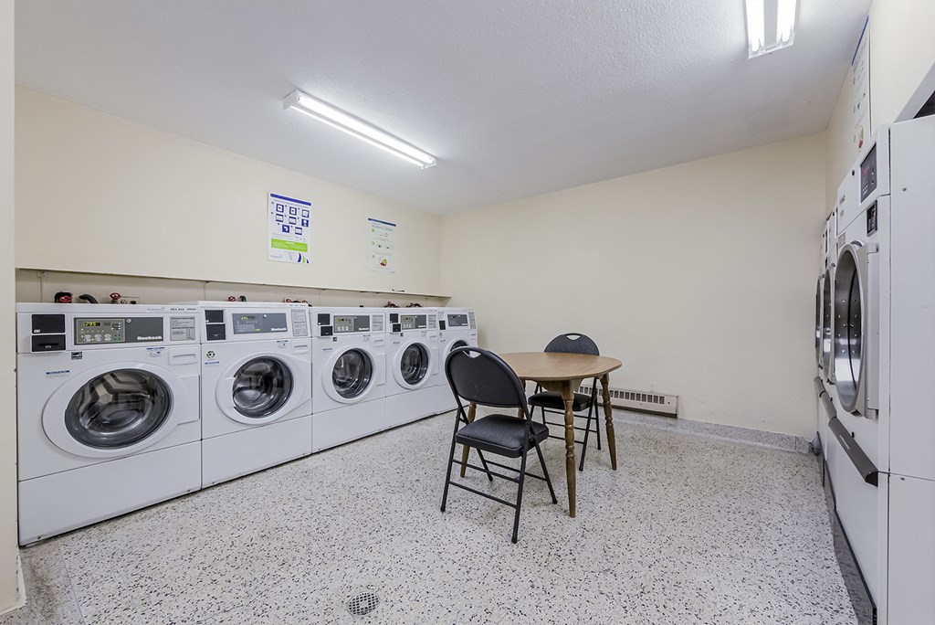 Modern Laundry Room at 70 Park, Canada, L5G 1M5