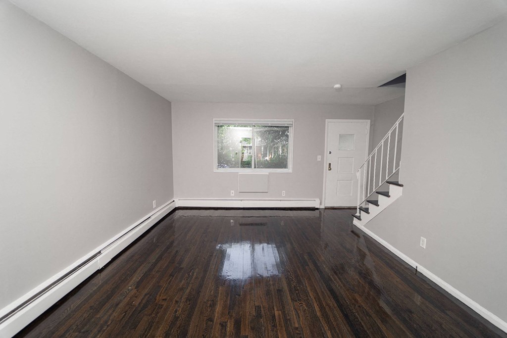 Unfurnished Living Area at Encore 99, East Haven, CT, 06512