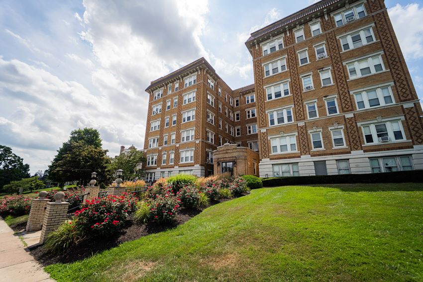 The Packard Apartments, 3 Arnoldale Rd, West Hartford, CT RentCafe