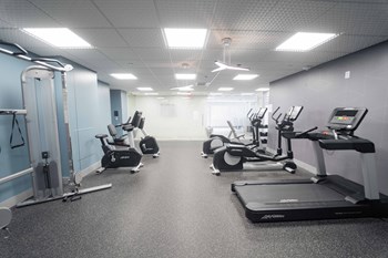 fitness center - Photo Gallery 2