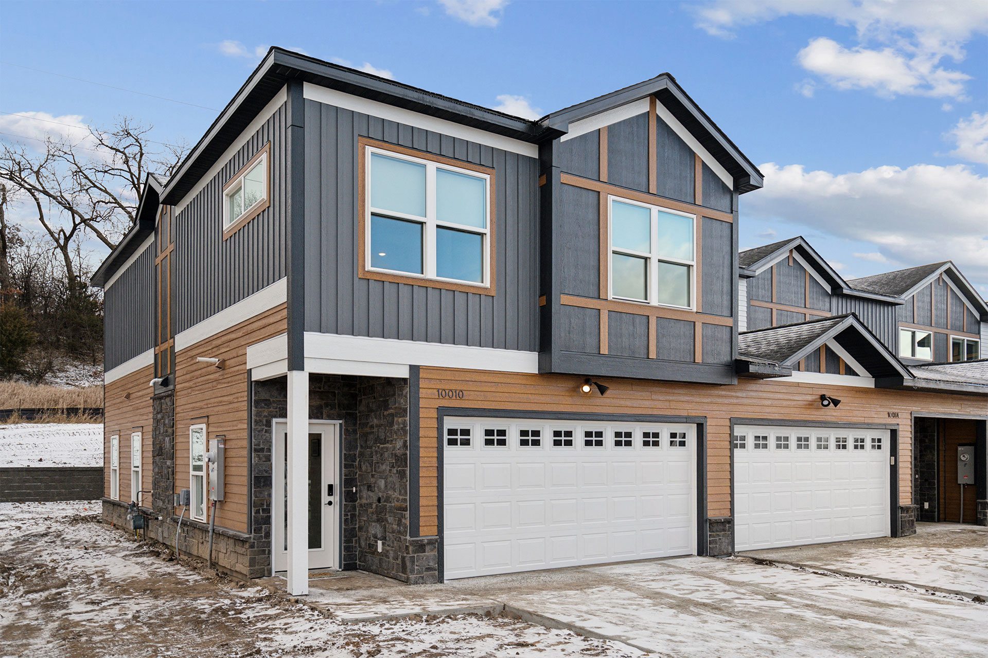 Avalon Apartments & Townhomes