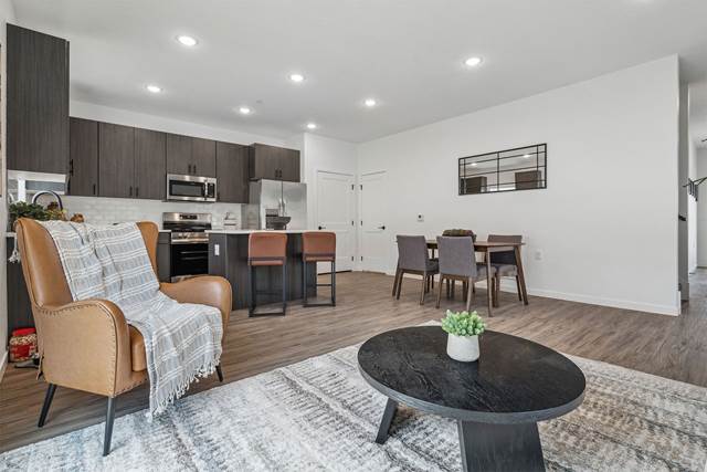 Avalon Apartments & Townhomes