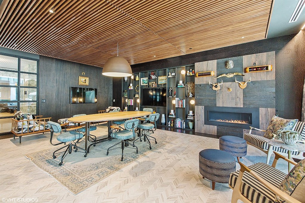 Albion Oak Park Apartments, 1000 Lake Street, Oak Park, IL RentCafe