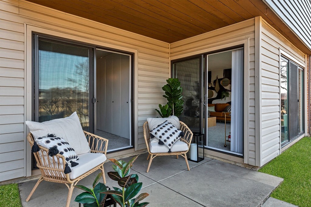 Albion on Northwest Apartment Patio