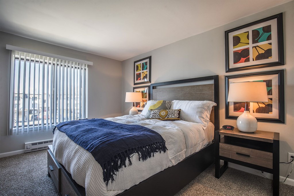 spacious bedrooms at the preserve at polo ridge apartments fl