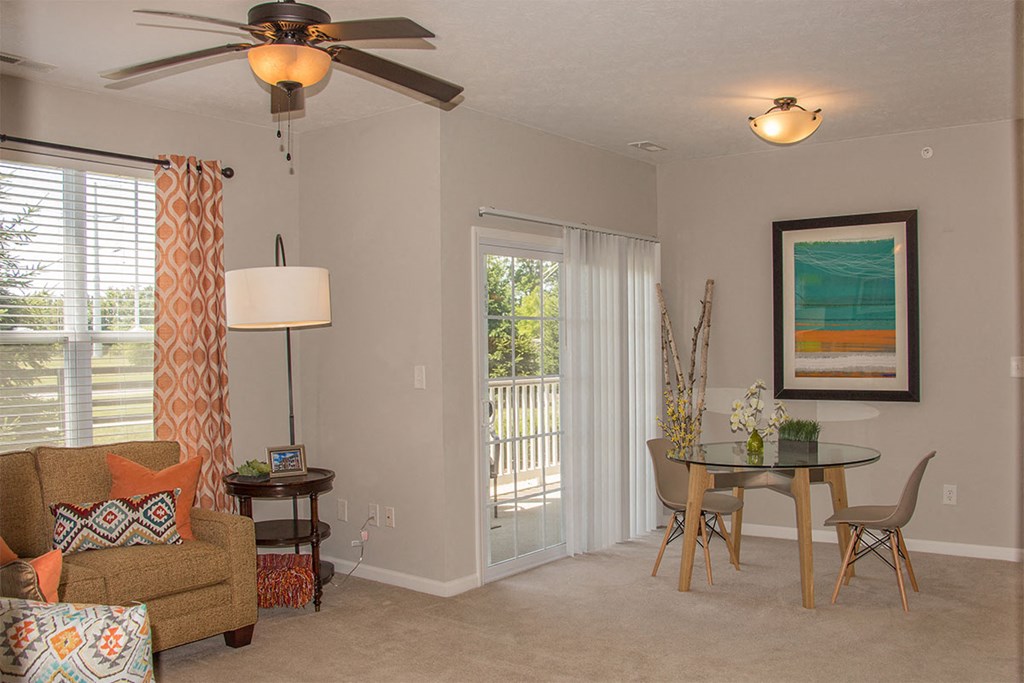 canon club at perry crossing apartments living room