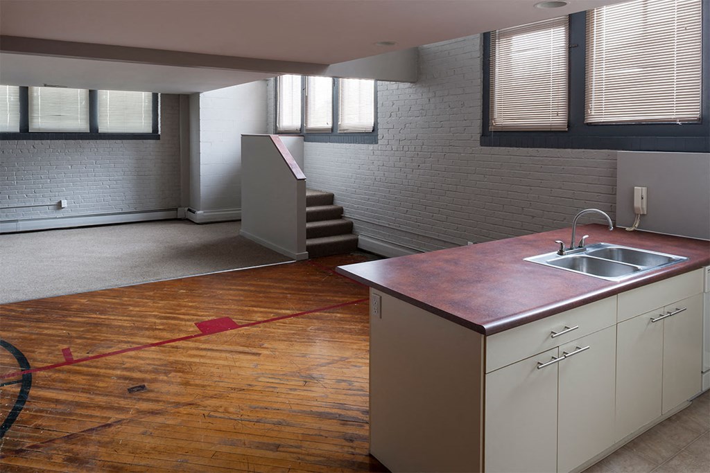 central high stephenson mills apartments kitchen