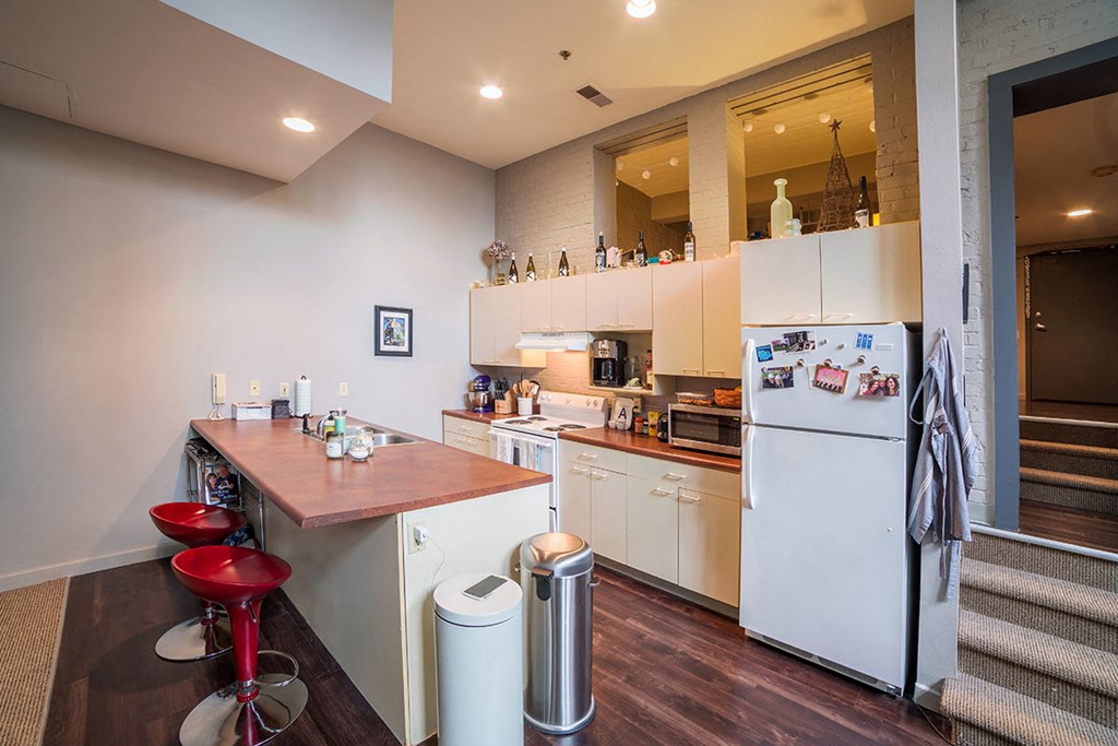 central high stephenson mills apartments kitchen