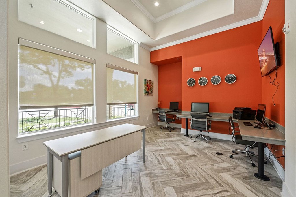 Champions Gate Apartments in San Antonio Business Center