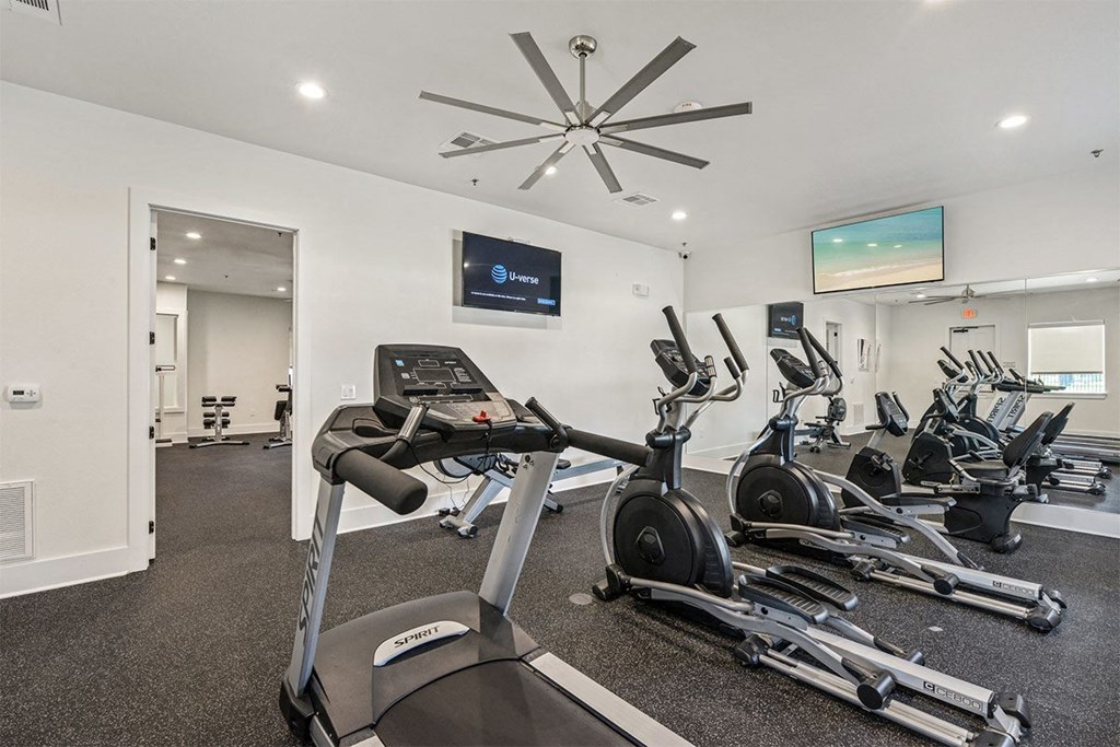 Champions Gate Apartments in San Antonio Cardio Machines