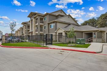champions gate apartments gated community property
