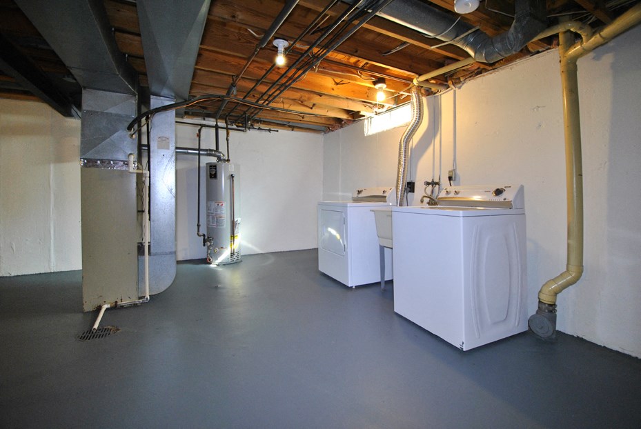coolidge place townhomes washer and dryer