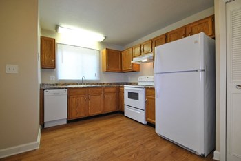 coolidge place townhomes kitchen - Photo Gallery 2