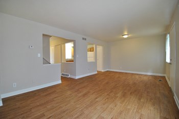 coolidge place townhomes living room - Photo Gallery 5