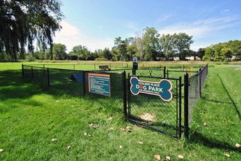 coolidge place townhomes dog park - Photo Gallery 17