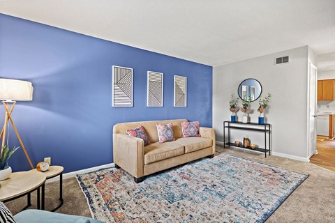 Cross Creek Cove _ Living Room