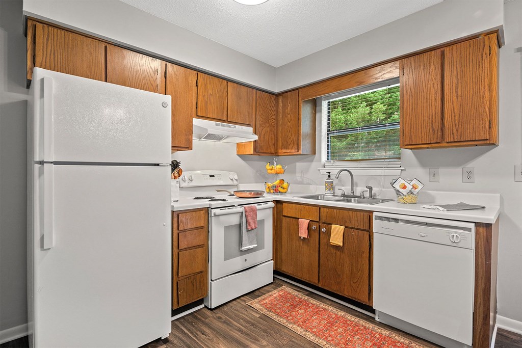 Cross Creek Cove _ Kitchen